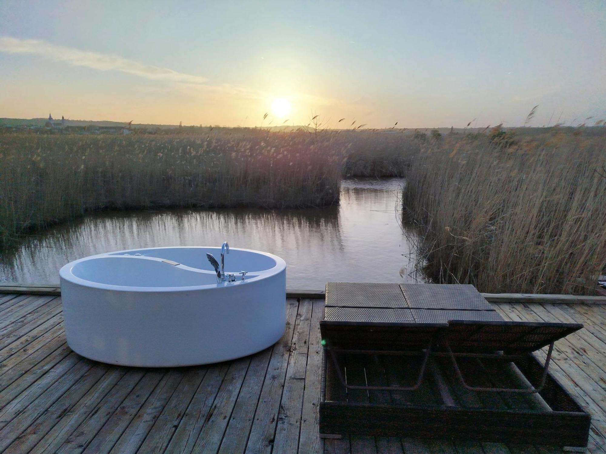 Pfahlbau Sunset II Toplage Inklusive Elektroboot Rust Exterior foto